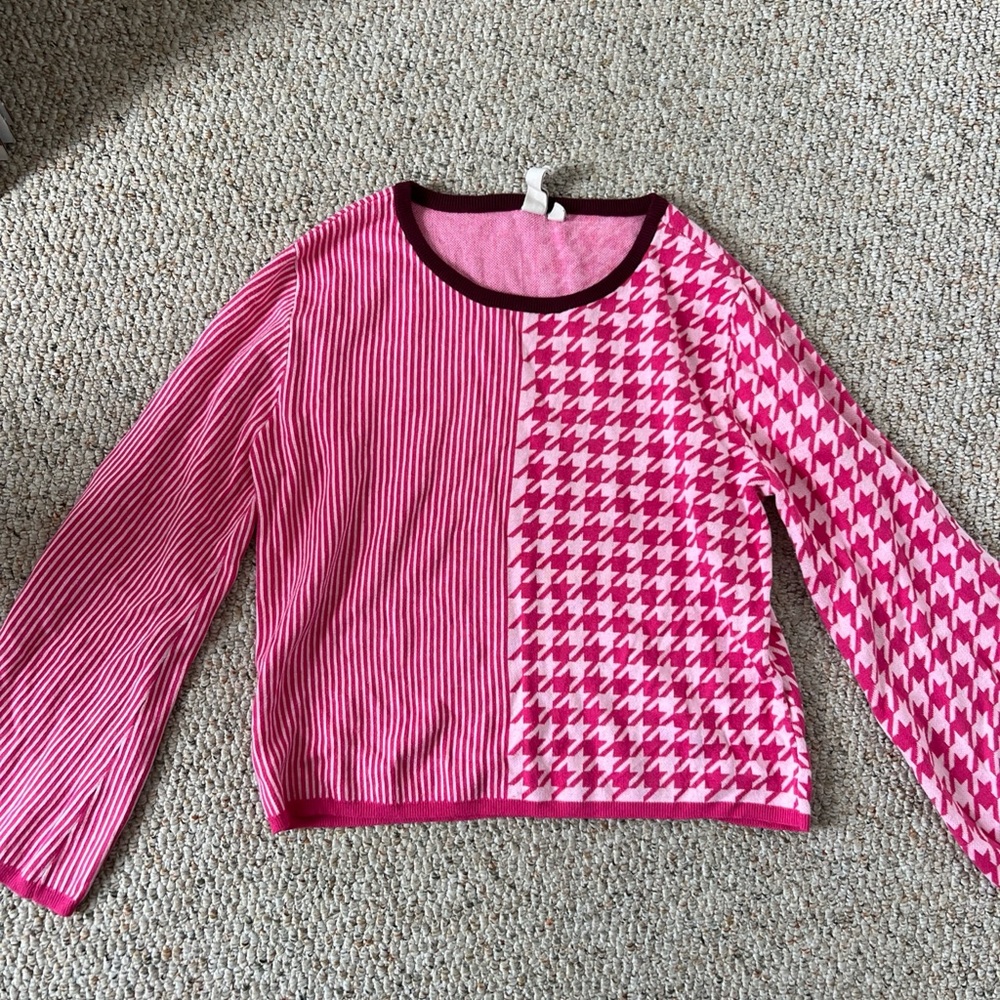 dolan Pink and White Crew & Scoop Necks Sweater Anthropologie. Size large